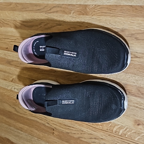 Skechers Go Walk Slip Ons Shoes 9 - Picture 3 of 15
